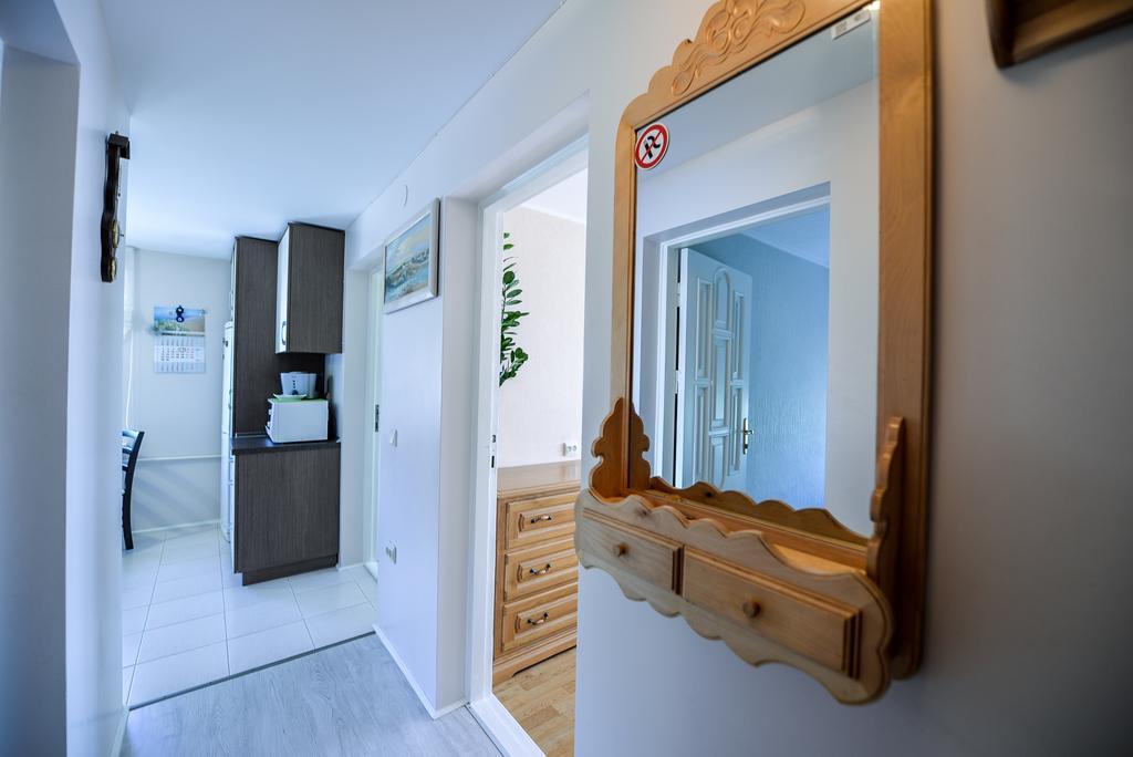 Guesthouse "Nakvyne Pas Zveja" Nagliu Street Нида Екстериор снимка