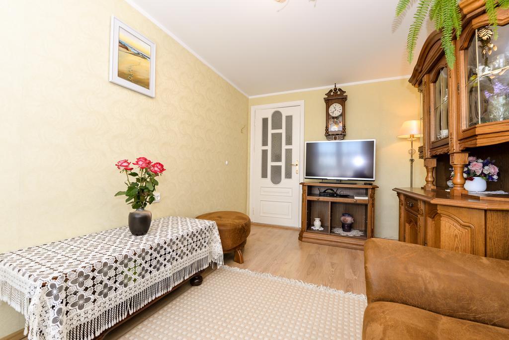Guesthouse "Nakvyne Pas Zveja" Nagliu Street Нида Екстериор снимка