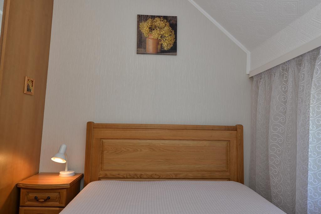 Guesthouse "Nakvyne Pas Zveja" Nagliu Street Нида Екстериор снимка