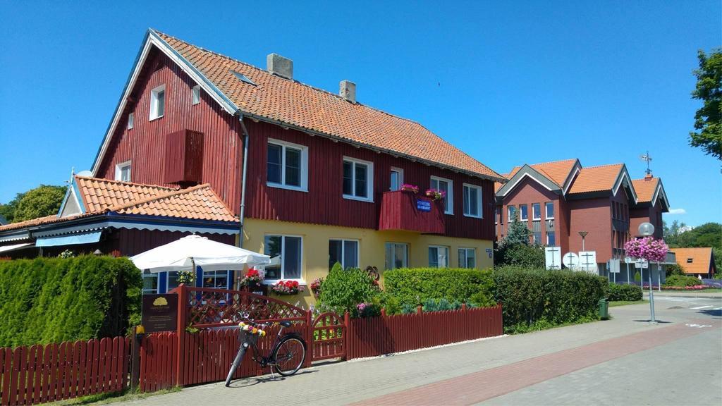 Guesthouse "Nakvyne Pas Zveja" Nagliu Street Нида Екстериор снимка