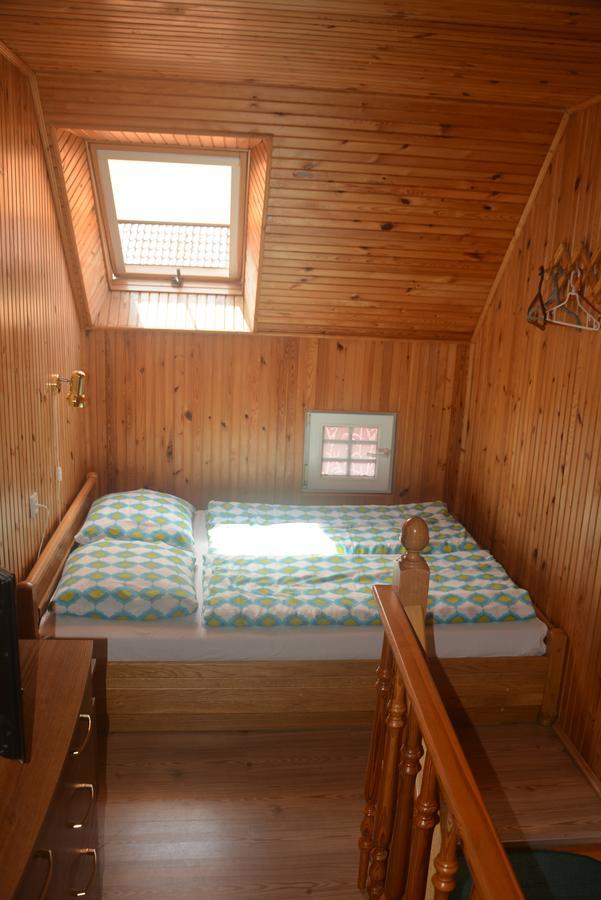 Guesthouse "Nakvyne Pas Zveja" Nagliu Street Нида Екстериор снимка