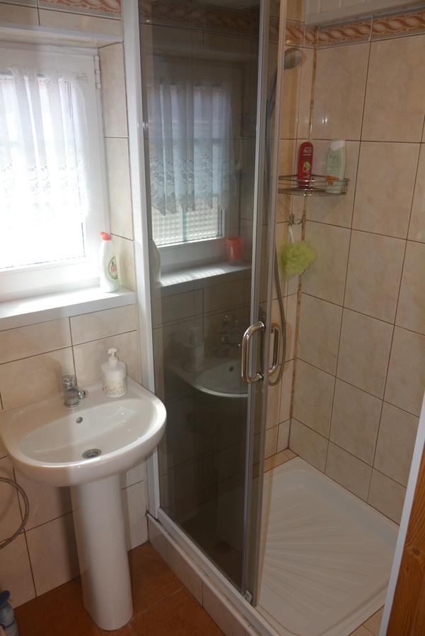 Guesthouse "Nakvyne Pas Zveja" Nagliu Street Нида Екстериор снимка