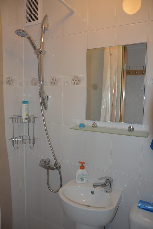 Guesthouse "Nakvyne Pas Zveja" Nagliu Street Нида Екстериор снимка